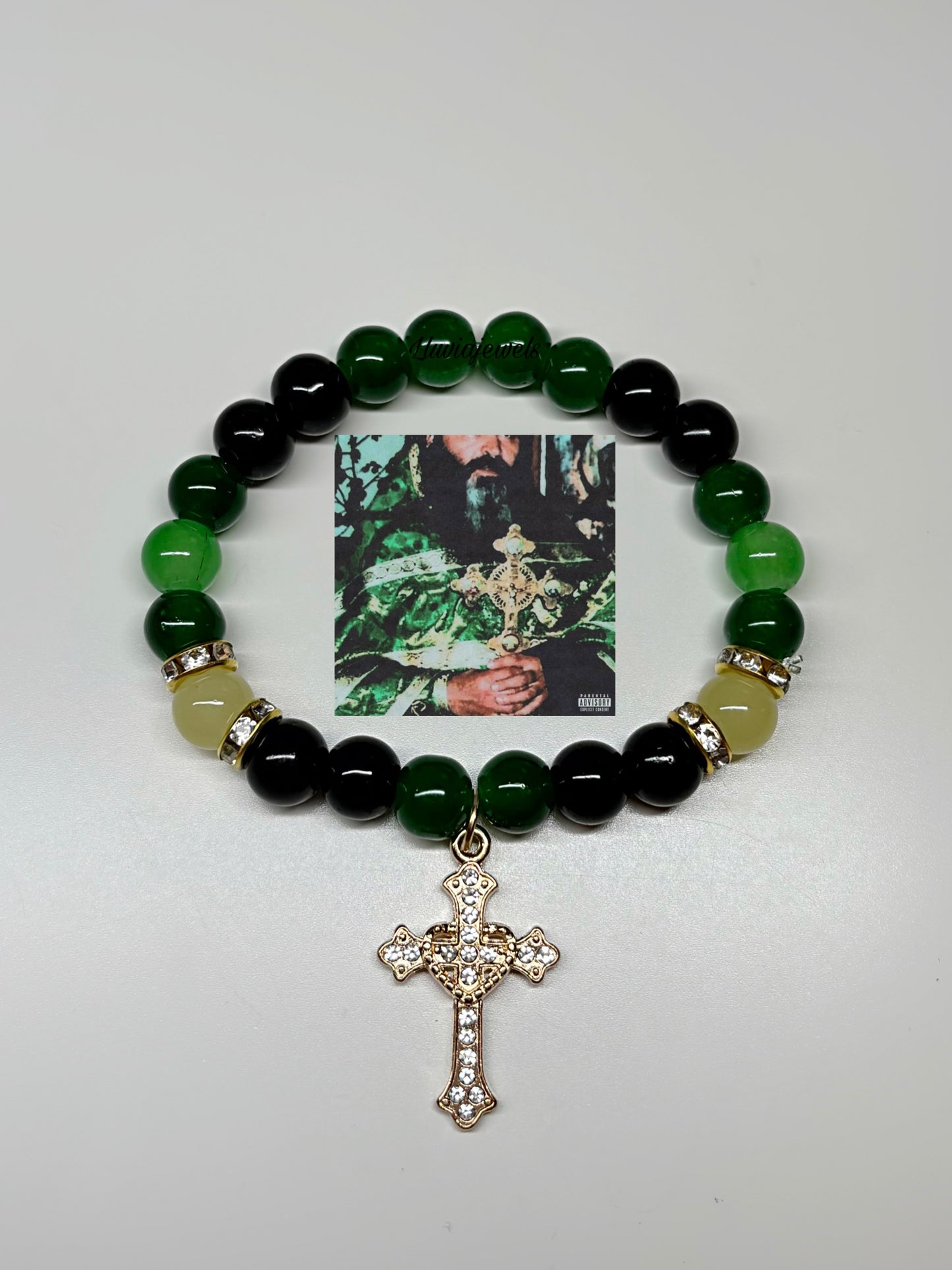 Smalmst inspired bracelet